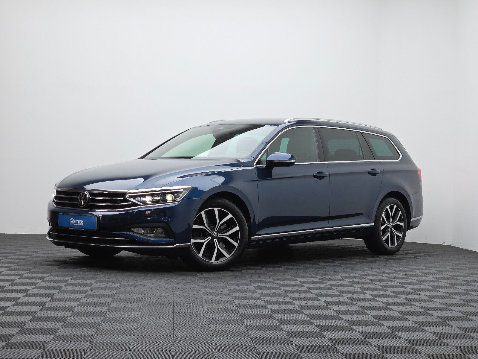Volkswagen Passat 2.0 TSI Elegance 4Motion Style AHK LED