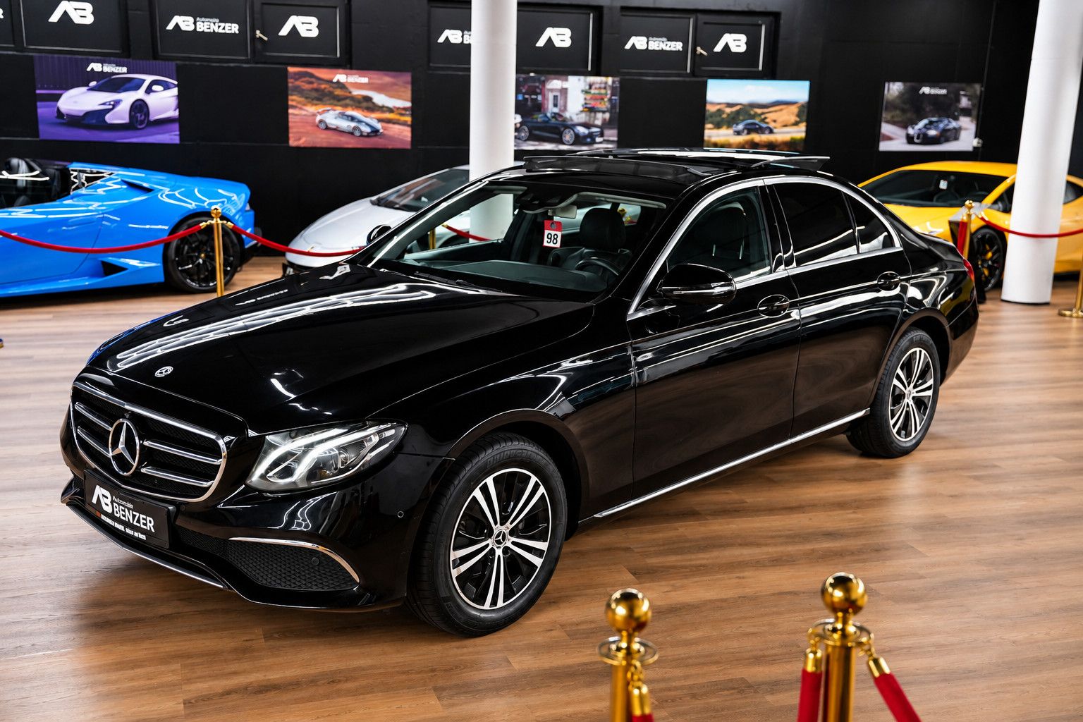 Fahrzeugabbildung Mercedes-Benz E 220 E 220 d Avantgarde *Pano*Ambiente*Widescre