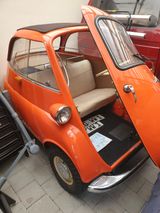 BMW Isetta - BMW: Kleinwagen, Isetta