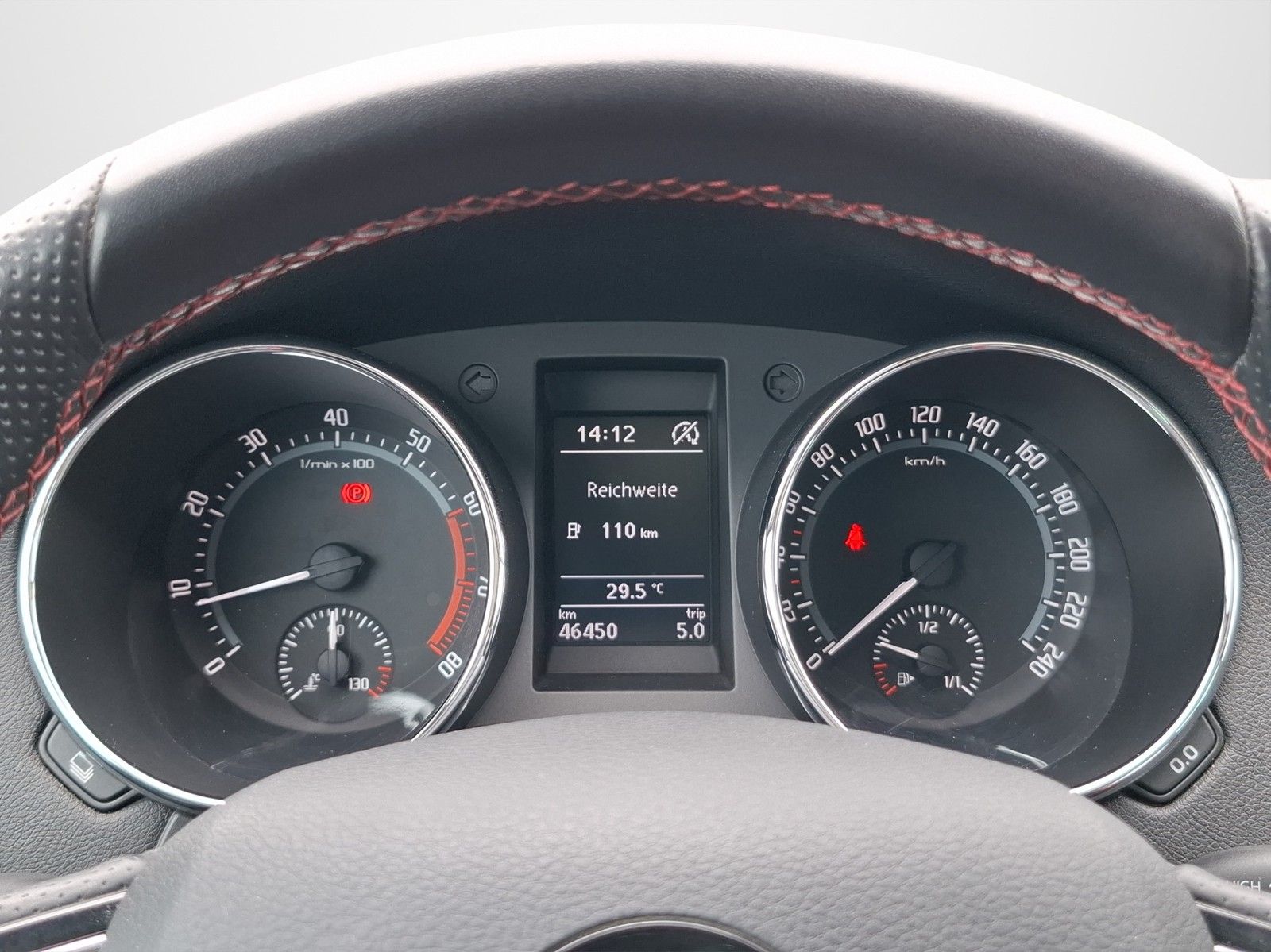 SKODA Yeti Monte Carlo 1.4 TSI KLIMA / PANORAMA / AHK - Image 12