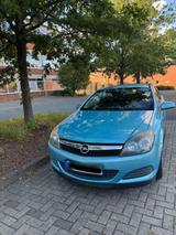 Opel Astra H GTC 1.6 - Opel Astra mit Benzin-Antrieb: Coupé, 1.6