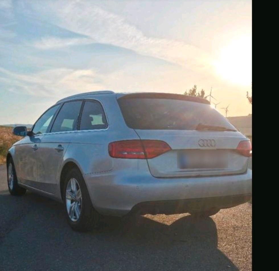 Audi A4 2011 — photo 11