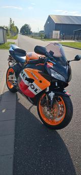 Honda CBR 1000RR SC57 Fireblade - 2006 CBR1000RR