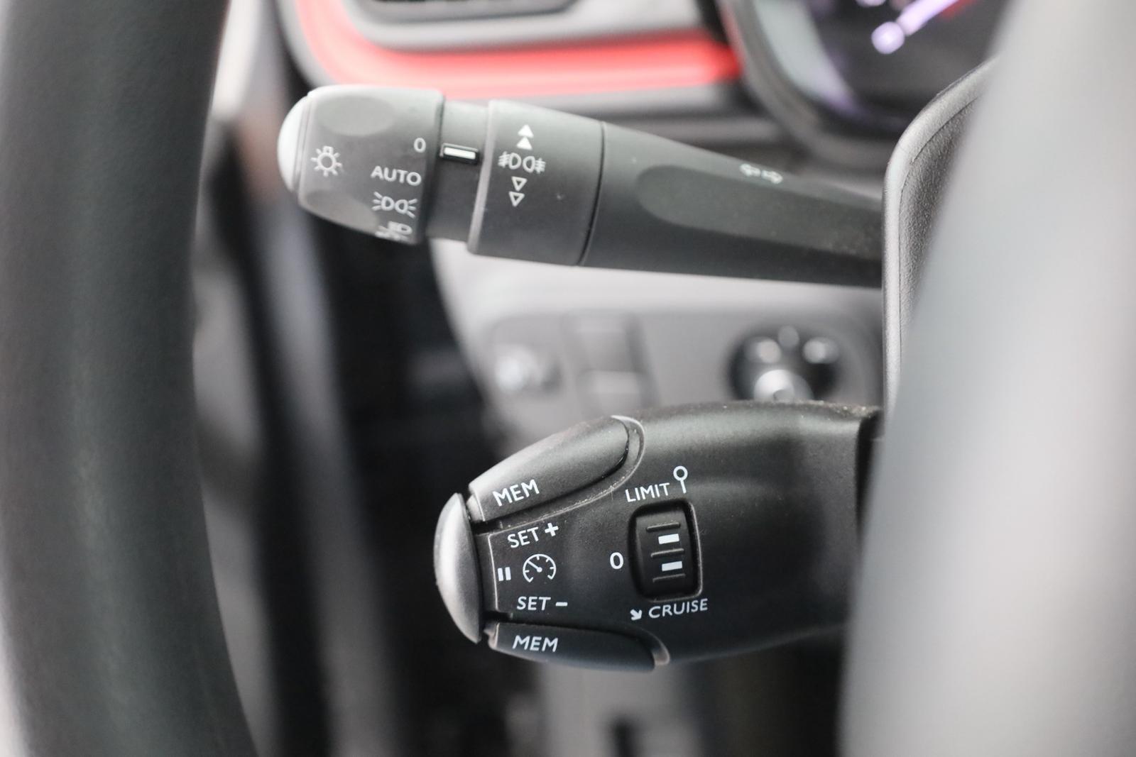 Citroën C3 1.2 VTi C-Series LED Tempomat Sitzheizung PDC