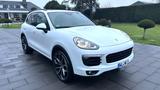 Porsche Cayenne S Diesel 22 Zoll Pano D AHK Bose Chrono
