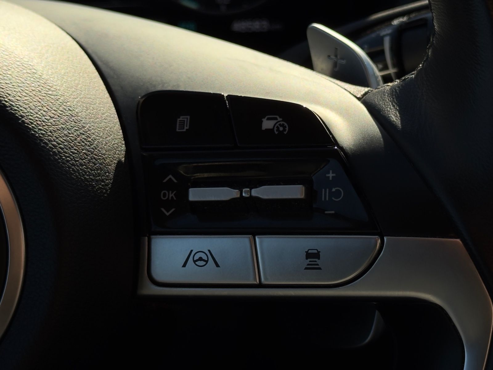 Fahrzeugabbildung Hyundai Tucson 1.6 T-GDI Prime PHEV 4WD Pano KRELL 360°