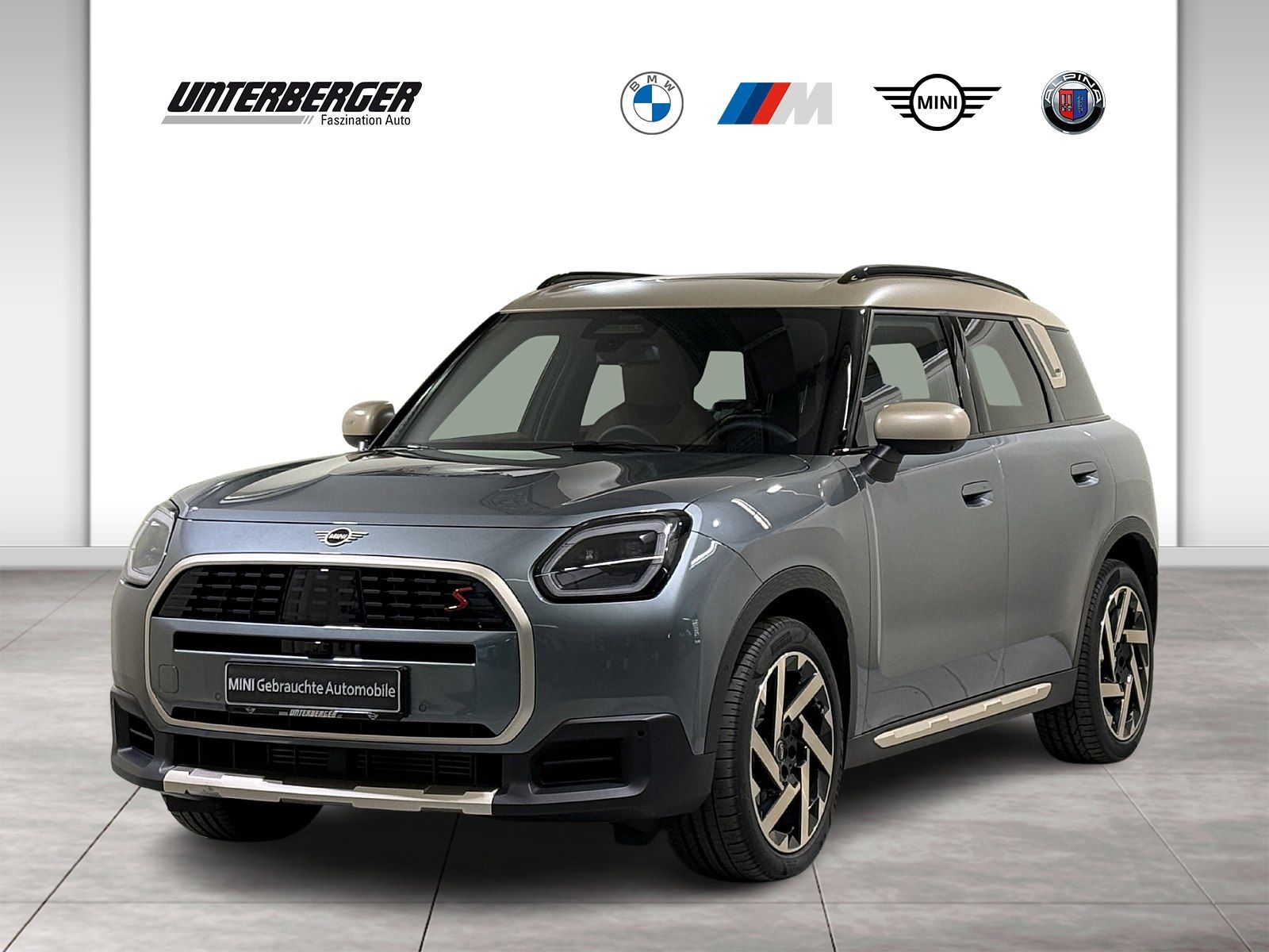 MINI Countryman S ALL4 Favoured Trim XL AHK ACC 360°