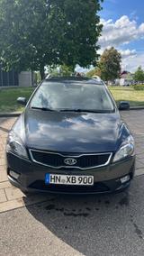 Kia cee'd Sportswagon aus 1.Hand^ AHKupplung - Kia aus 2012: Cee D