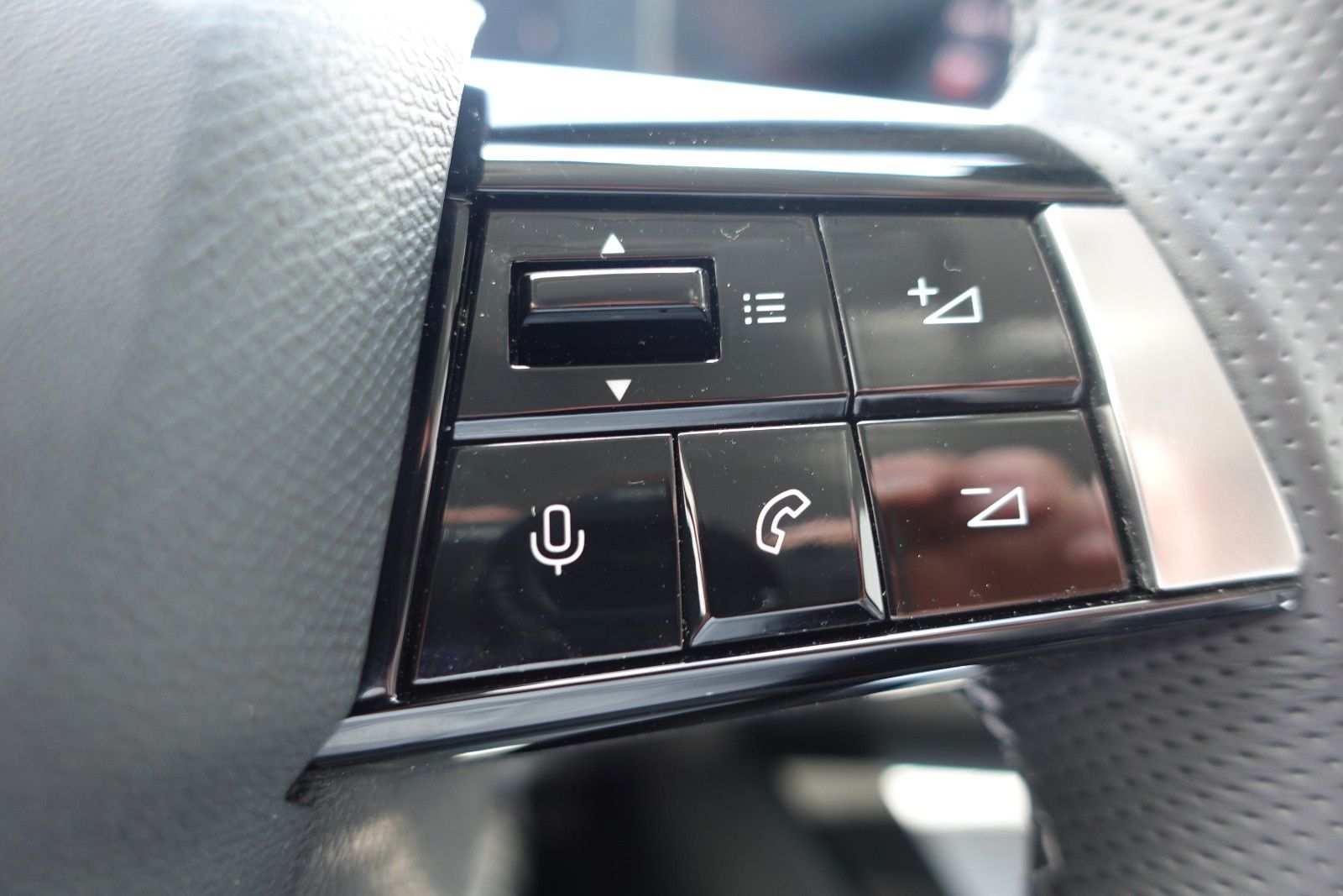 Fahrzeugabbildung Opel Astra L Sports Tourer Elegance PHEV,PP, RFK