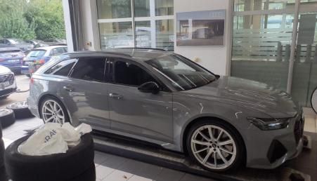 Audi RS6 Avant ACC B&O Matrix Nav RüKa V-Max 280 km/h foto 3