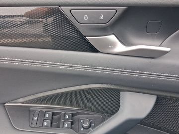 Volkswagen Tiguan - 8