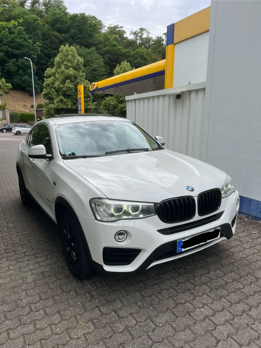 Fahrzeugabbildung BMW X4 xDrive 20 i HUD+Xenon+Schiebedach