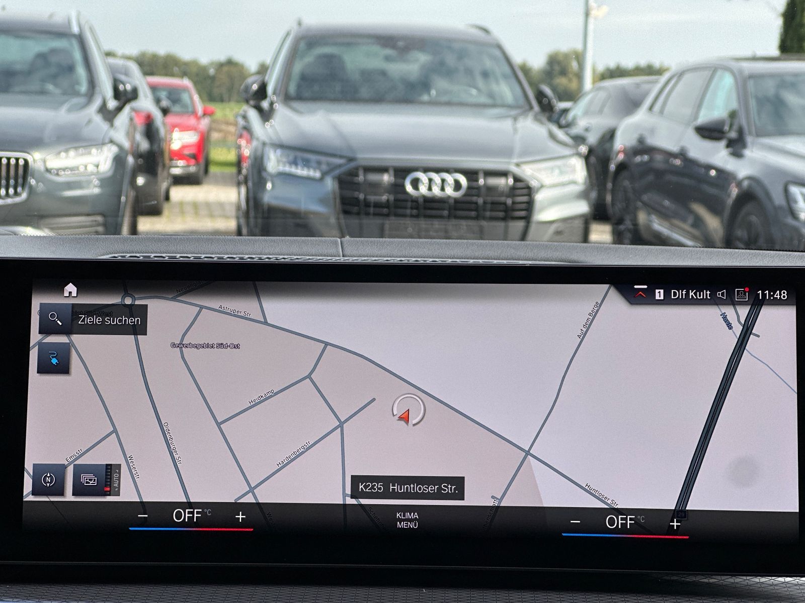 Fahrzeugabbildung BMW i4 GC eDrive40 M-Sport NAV+LED+GLASDACH+ACC+VC
