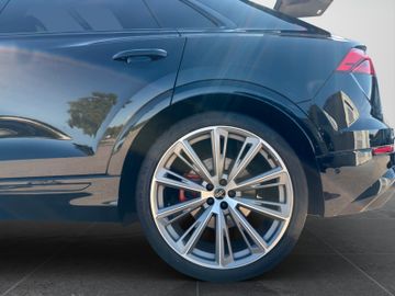 Audi Q8 - 10