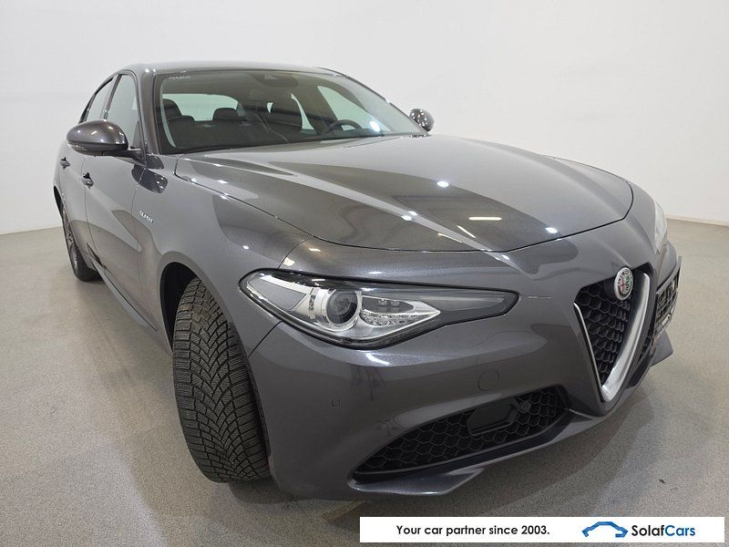 Alfa Romeo Giulia 2.2 MJD Super Aut. LED-Xenon Navi Keyles imagem 3