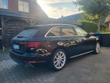 Audi A4 B9 2.0 TFSI g-tron S-Line 7€/100km - Audi A4: 1.9