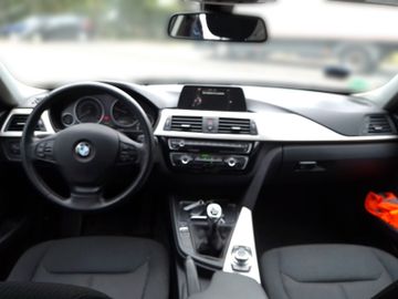 BMW 318 - 11