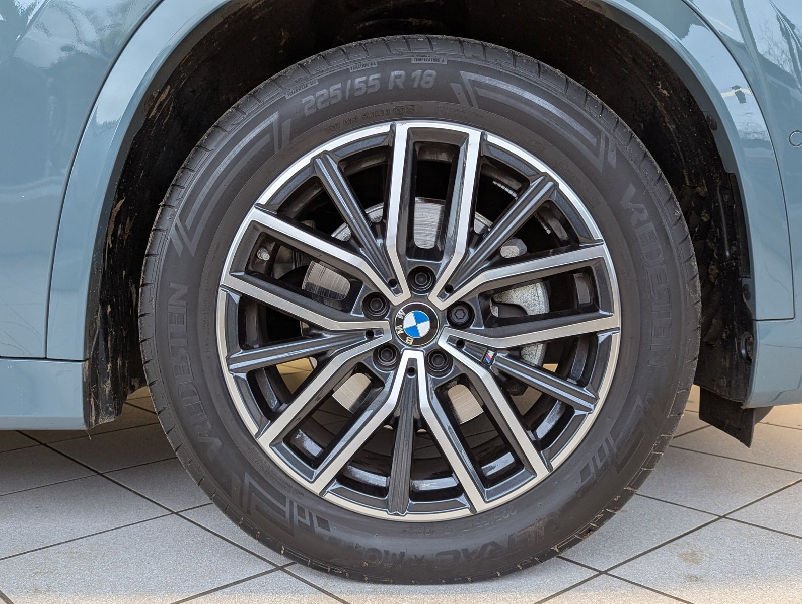 BMW X1 18d sDrive M-Sport Travel-Paket Pano Cam AHK - Image 10