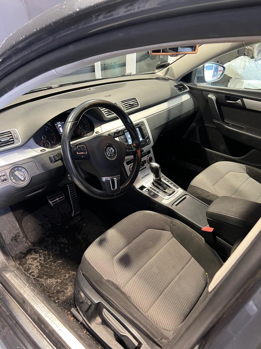 Volkswagen Passat Alltrack 2013 — photo 5