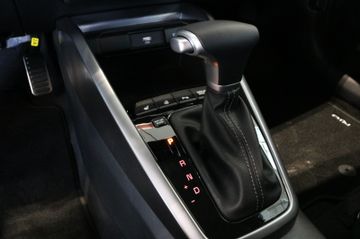 Fahrzeugabbildung Kia Rio GT Line Navi Automatik /Navi/ Alu /LED