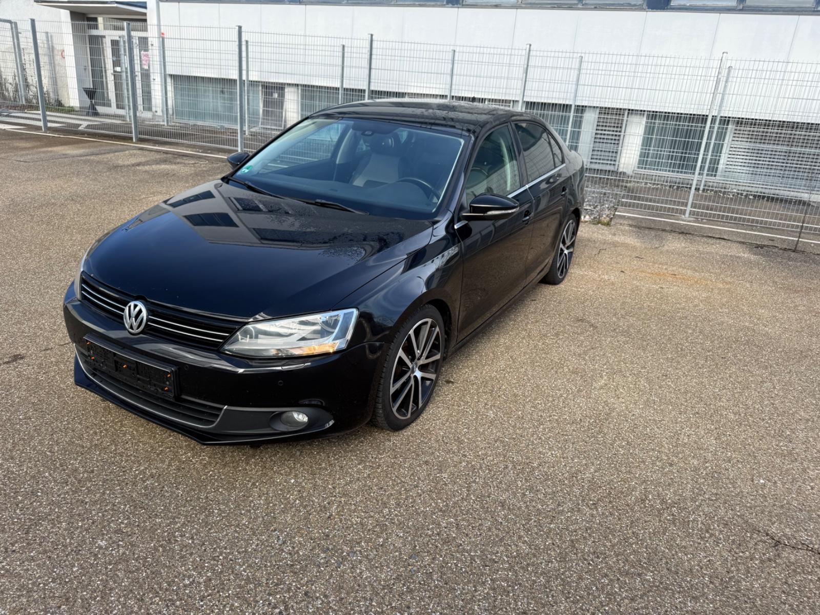 Volkswagen Jetta VI Highline / 200.000 Km /