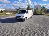 Volkswagen VW T4 Transporter mit 2 Schiebetüren - : Van, mit Schiebetüren