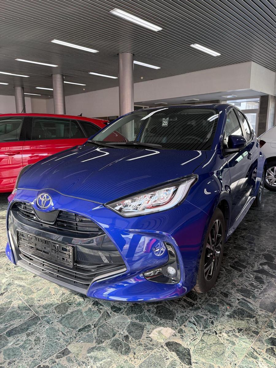 Toyota Yaris 1.5 Hybrid Style 68 kW (92 PS), Varioma...