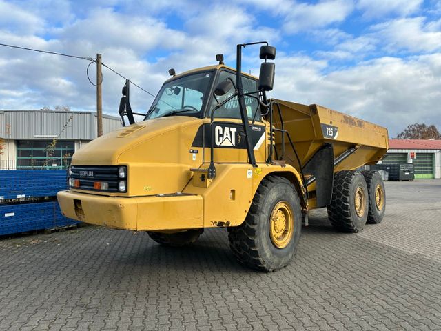 CAT 725 6x6 Dumper