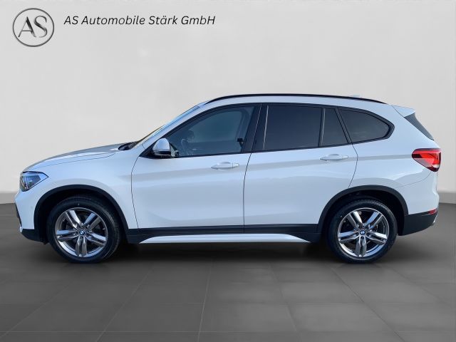 Fahrzeugabbildung BMW X1 sDrive 18i Sport Line+LED+Navi+Leder+HiFi+DAB