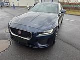 Jaguar XE D200 R-DYNAMIC SE R-DYNAMIC SE 