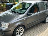 Fiat Panda 1.2l mit Originalem Navigationssystem - silberne Fiat Panda