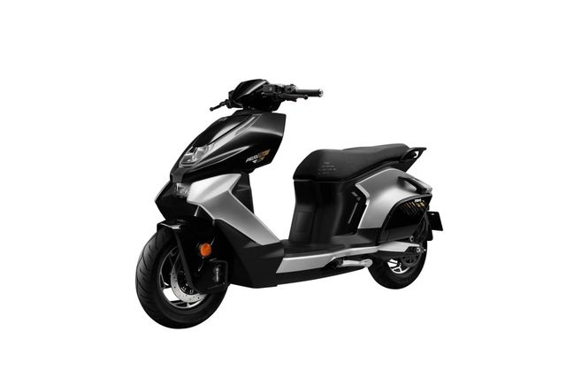 Jiný ANDERE AE8 S+ ZEEHO ELEKTRO SCOOTER ROLLER KTM