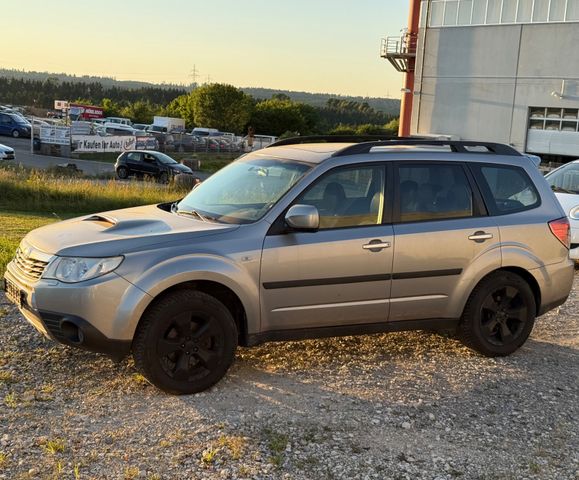 Subaru Forester 2.0D 4x4 *S-DACH*KLIMA*6.GANG*EURO.4*LM