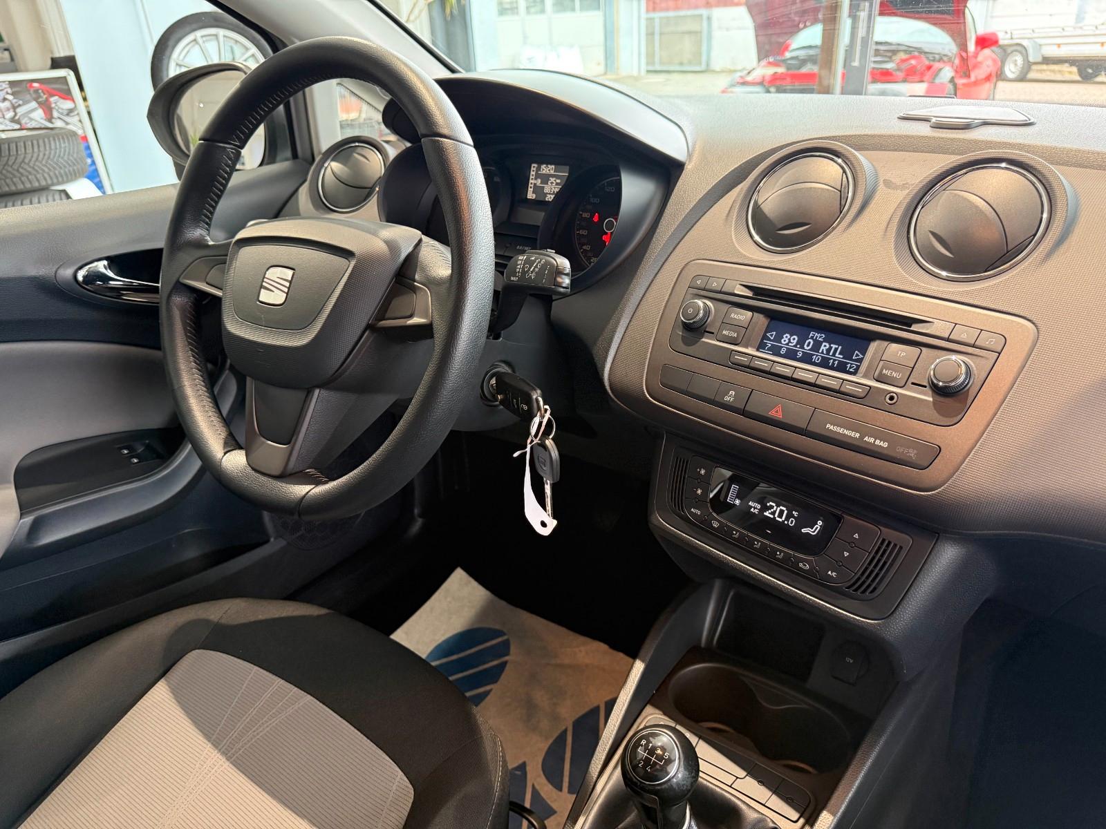 Seat Ibiza 2013 — photo 21