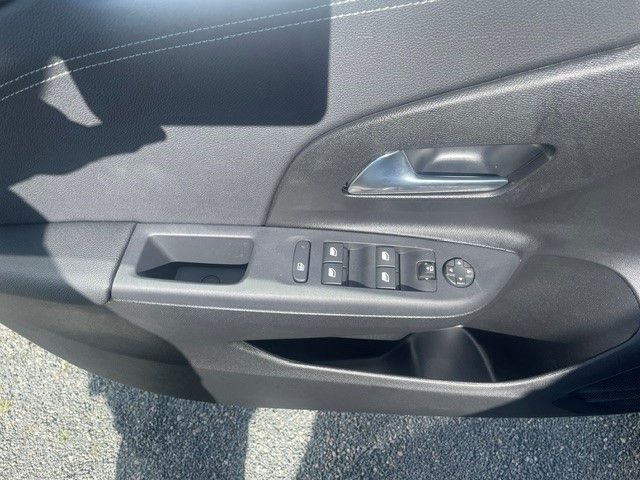 Fahrzeugabbildung Opel Corsa 1.2 Turbo GS MHEV AT+Navi+PDC+Kamera+Allwe