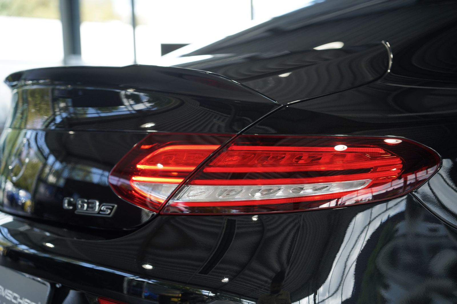Mercedes Benz C 63 Amg