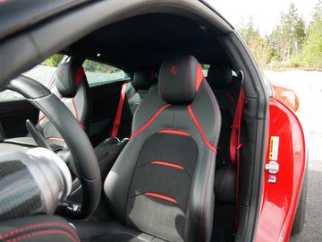 صورة مصغرة 17 لـ 2019 Ferrari GTC4LUSSO