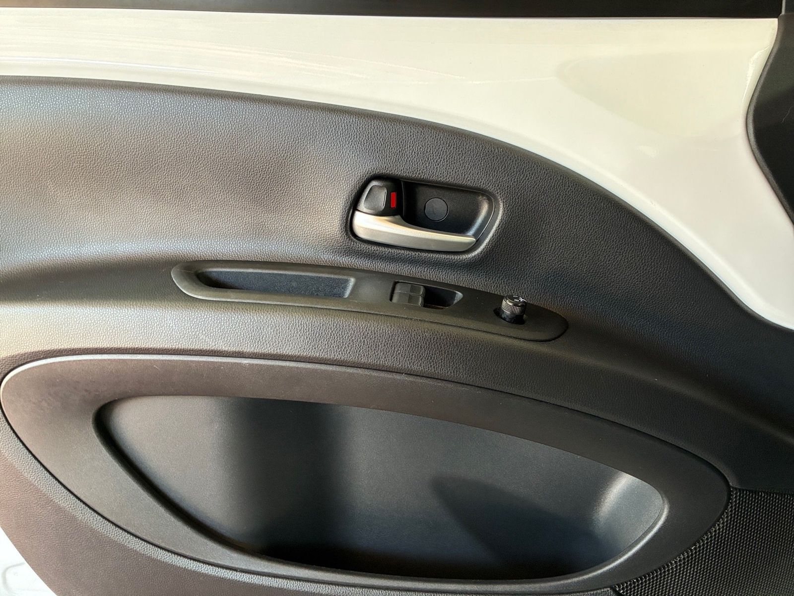 Fahrzeugabbildung Toyota Aygo X 1.0 Black&White SHZ,Winterräder,ACC,PDC