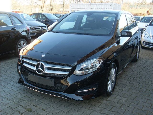 MERCEDES-BENZ B 180 Automatik / Style / 34.635 Kilometer