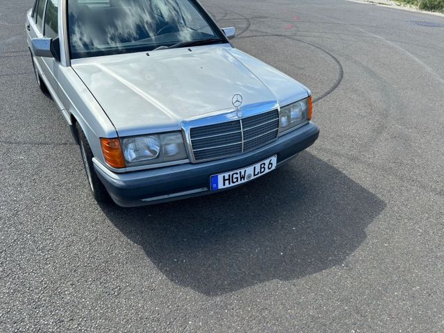 Mercedes-Benz 190