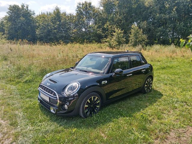 MINI Cooper S  * 5 Türen * Schiebedach * Panoramadach