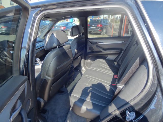 Fahrzeugabbildung BMW X5 xDrive 30d/Mega-Optik/HUD/AHK/2.Hd/20-Zoll/