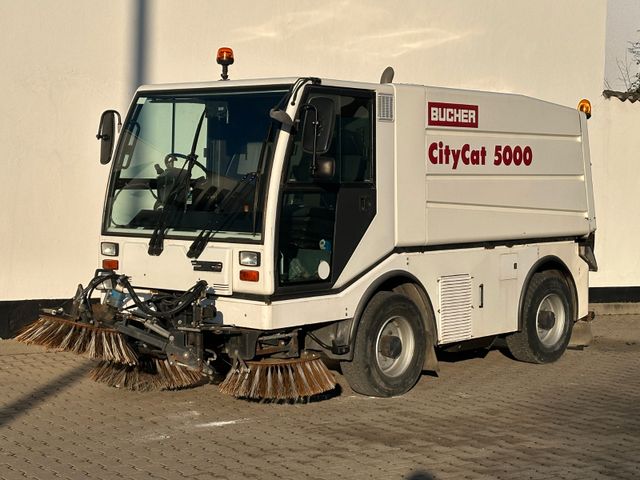 Otros BUCHER CityCat CC 5000 KEHRMASCHINE 80km/h* 942h