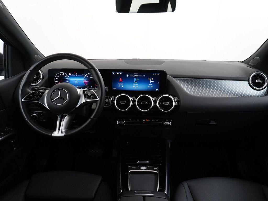 Mercedes-Benz B 180 180d Luxury Line