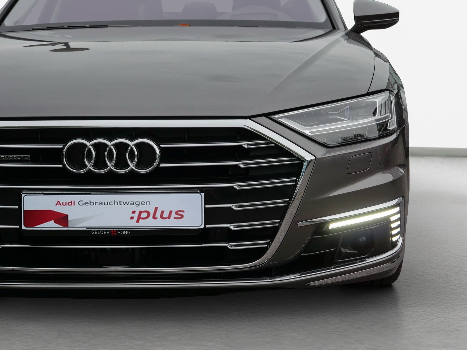 Audi A8 - Bild 13