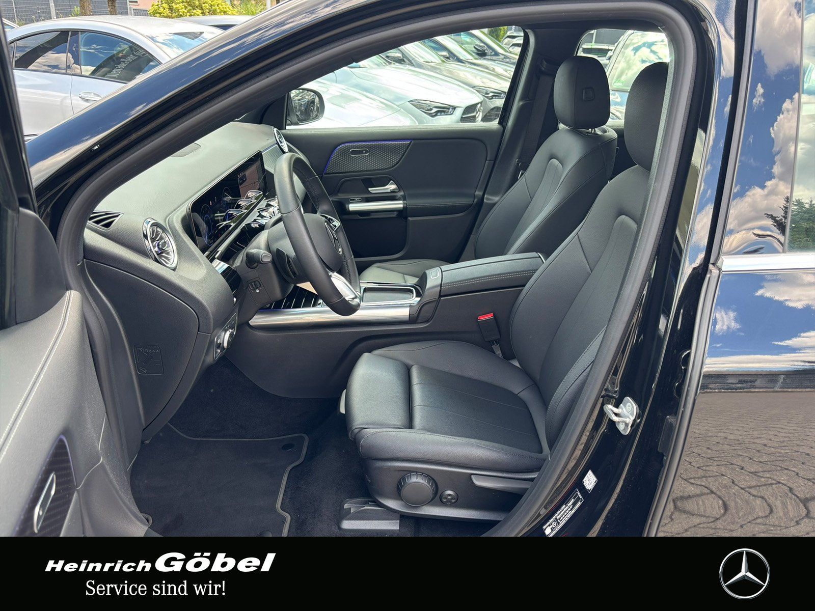 Fahrzeugabbildung Mercedes-Benz EQA 250+ PROGRESSIVE*BURMESTER*AMBIENTEBEL*KAMER