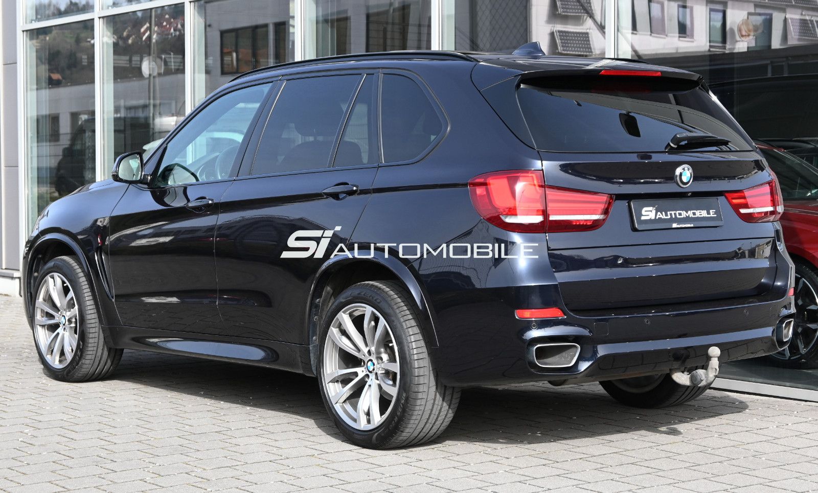 Fahrzeugabbildung BMW X5 xDrive30d M-Sport °ACC°AHK°STANDHEIZ°PANO°HUD