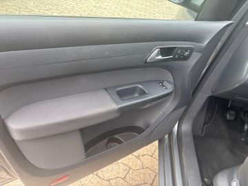 Volkswagen Caddy - 7
