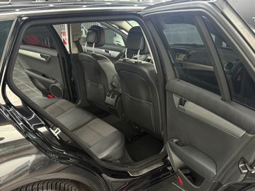 Mercedes C 220 - 10