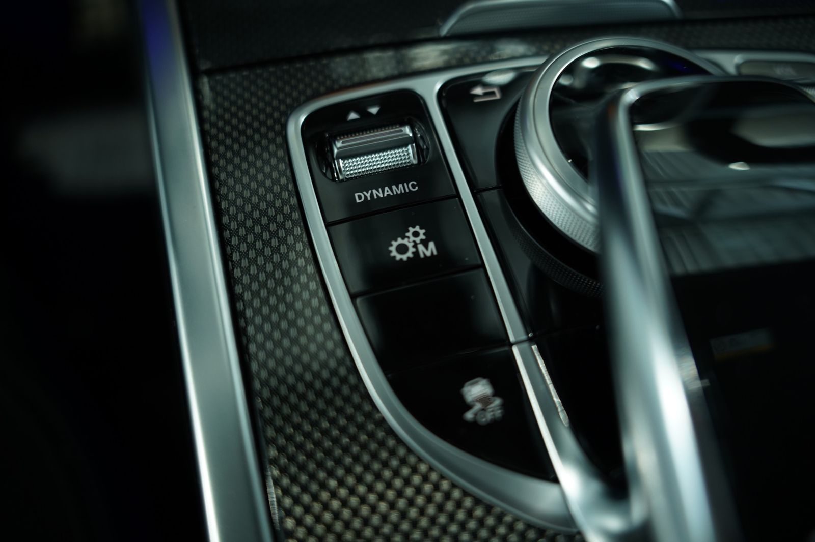 Mercedes Benz G 400